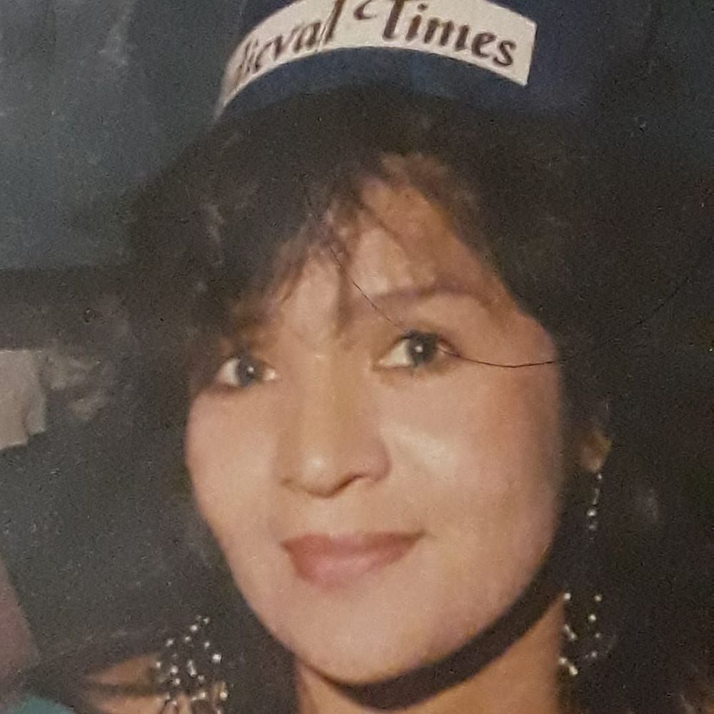 Meet your Posher, Leticia